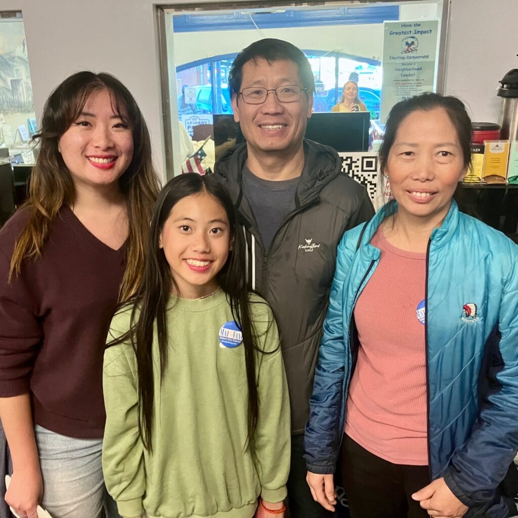 Mai Vang famly